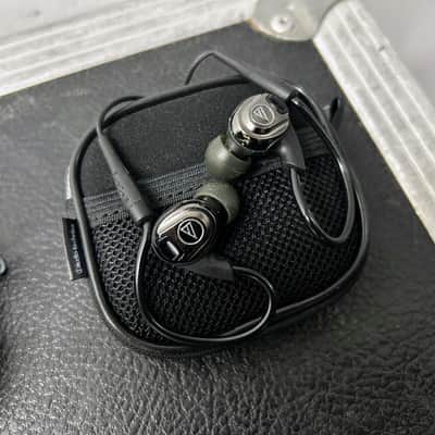 Audio-Technica ATH-SPORT3 SonicSport In-ear Headphones - Black image 3