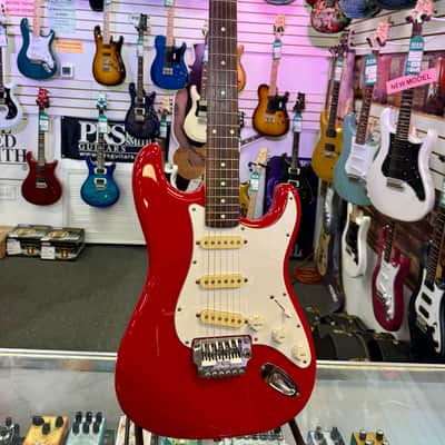 Squier Stratocaster Made In Japan with System 1 Tremolo, Red - Pre Owned image 2