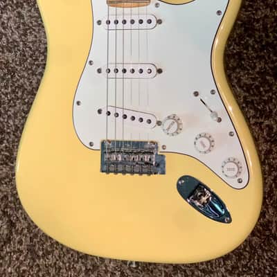 2020 Fender Player Stratocaster with Maple Fretboard electric guitar cream color image 3