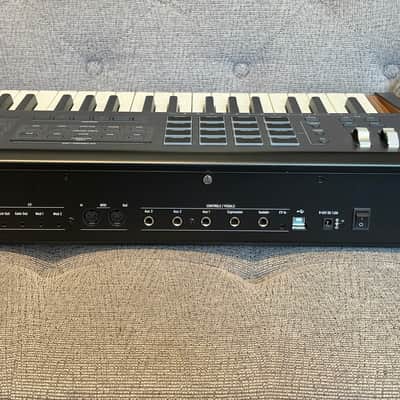 Arturia KeyLab 88 MkII MIDI Controller 2021 - Black image 6