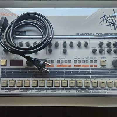 Roland TR-909 Rhythm Composer 1983 - 1985 - White Jeff Mills image 7
