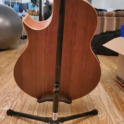 Warwick Alien Acoustic Bass 5 String (B-Stock) + + bonus/Free ToneWood Amp for Acoustic Guitar + bonus/Free Taylor Precision Digital Hygrometer and Thermometer image 5