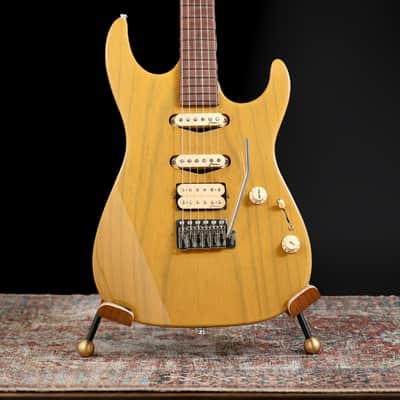 Marchione Double-Cut Bolt-On Solid Body - 2019 - Blonde. image 3