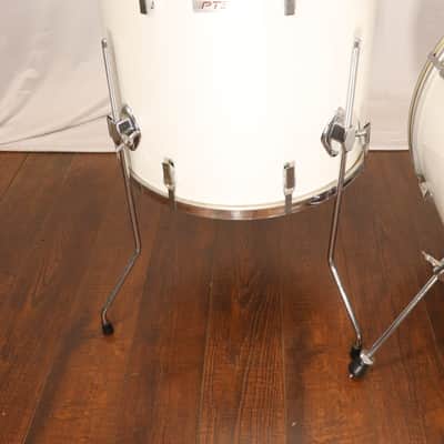 Remo Quadra PST 5pc Drum Set Kit White 22/16/14/13/12" image 9