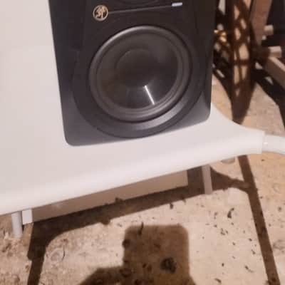 PAIRE de Mackie MR524 5" Active Studio Monitor (Single) 2017 - Present - Black image 4