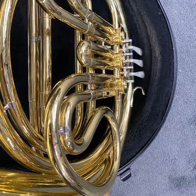 King 618 Single French Horn w/HSC 132570 - Brass Lacquer image 8