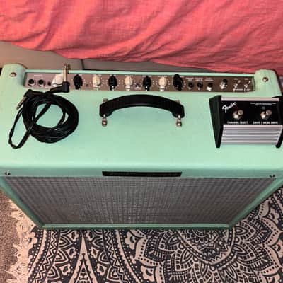 Fender Hot Rod Deluxe 3-Channel 40-Watt 1x12" Guitar Combo 2002 - 2010 - Black image 2