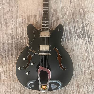 Hagstrom Viking Left-Handed Black w/ factory hard case image 3