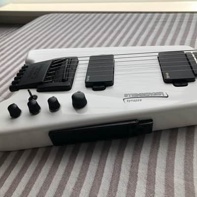 Steinberger Synapse ST-2FPA TranScale headless Baritone, gloss WHITE finish, OEM gig-bag with factory accessories image 3