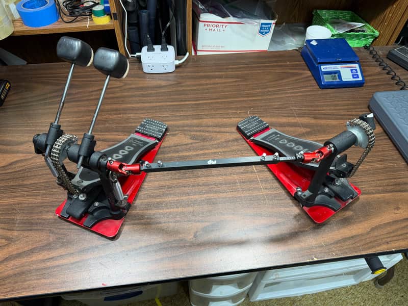 DW Drum Workshop 5000 Double Chain Double Bass Drum Pedal w/DW Drum Key image 1