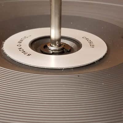 Crosley CR89 1950’s Stack-o-Matic Traveler Record Player image 3