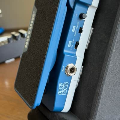 Hotone Wong Press Volume Wah Pedal image 3