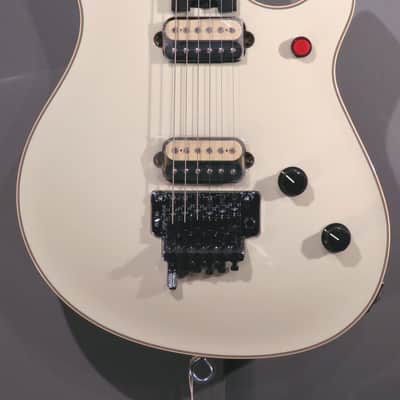 EVH Wolfgang Signature 2023 Ivory w/Hardshell Case image 1