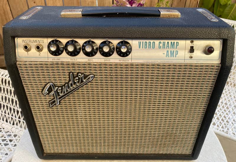 Fender Vibro Champ, Combo 1970s Silverface, tail logo image 1