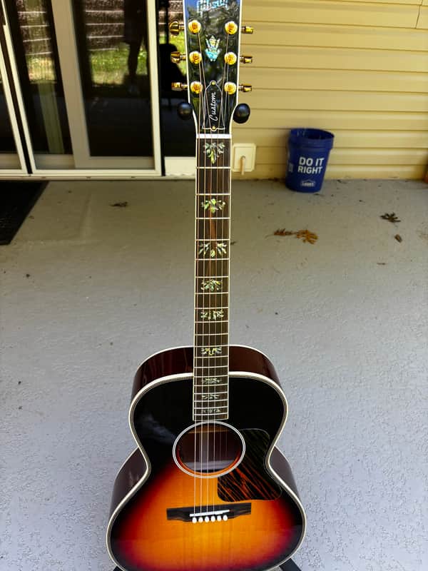 Gibson Acoustic Dealer Select Herringbone L-00 Acoustic-electric Guitar - Triburst Dealer Select Herringbone L-00 Acoustic-electric Guitar - Triburs 2025 - Tri-Burst image 1