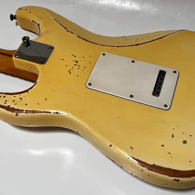 Fender Yngwie Malmsteen  Signature Stratocaster with Maple Fretboard 1987 - 1997 - Vintage White image 12