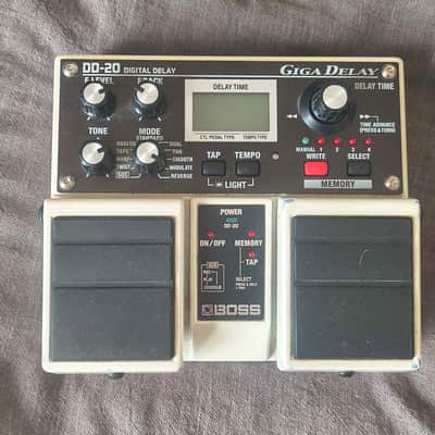 Boss DD-20 Giga Delay 2005 - Present - White image 1
