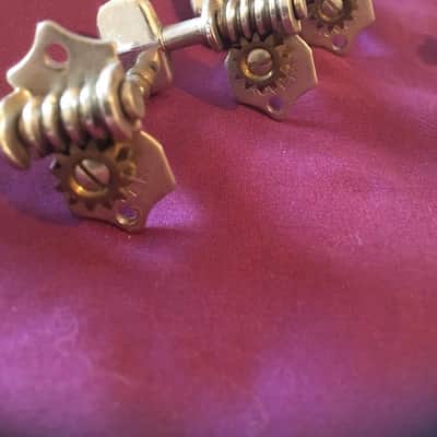 Grover Sta-tite Guitar Tuners Set ( 3+3), Square-ish Buttons, Chrome image 3