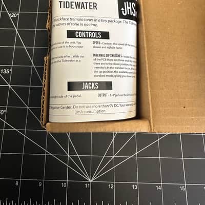 JHS Tidewater Tremolo V2 2020 - Present - Blue image 10