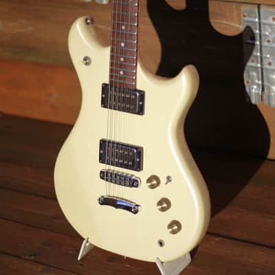 Westone Thunder II - Pearl White image 4