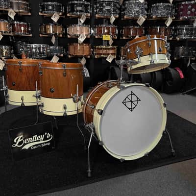 ~BENTLEY'S EXCLUSIVE~ Dixon Little Roomer Select 4-Piece 12/14/16/20 Drum Kit Set in Natural Mahogany to Pearl White with Black Pinstripe image 2