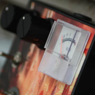 Millipede FX - Overdrive / Distortion Guitar Pedal with VU Meter - 'Dystopian Dystortion' - Black image 2