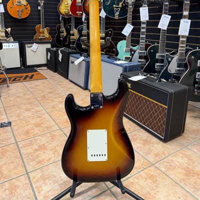 Fender American Vintage II 61 Stratocaster 2024 - 3 Color Sunburst image 6