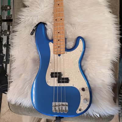 Fender Custom Precision Bass 2020 - Deep Blue image 2
