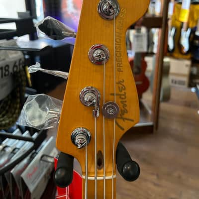 Fender American Ultra II P-Bass MN 2024 - Ultra Burst / 9lbs. 7.6oz. #US24021368 image 9