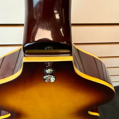 Jay Turser Violin Bass, Vintage Sunburst - Pre Owned image 11