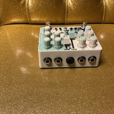 Old Blood Noise Endeavors Float Dual Moving Filter 2022 - Present - Cream / Mint Graphic used image 4