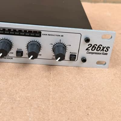 DBX 266xs Compressor Dual Compressor/Gate image 7