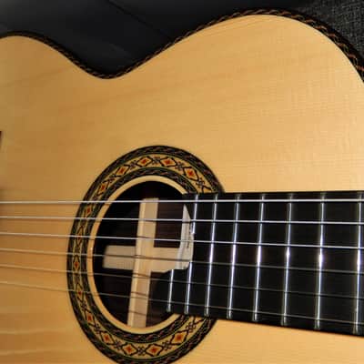 LEGENDARY "EL VITO" PROFESSIONAL RS - LUTHIER MADE - WORLD CLASS - CLASSICAL GRAND CONCERT GUITAR - SPRUCE/INDIAN ROSEWOOD image 5