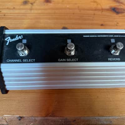 Fender Concert Amp 2-Channel 60-Watt 1x12" Guitar Combo 1993 - 1995 - Black image 5