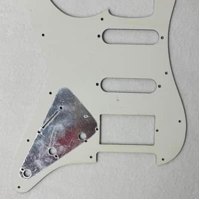 Pickguard for Fender HSS Stratocaster, 11 Hole, 3-Ply, Silver Pearl image 2