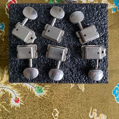 Fender tuning machines 1990's - chrome image 1