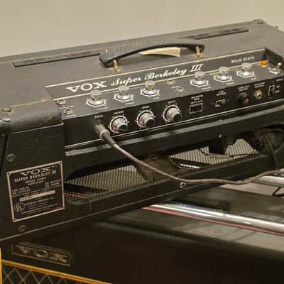 Vox V1083 Berkeley III Super Reverb 2-Channel 35-Watt 2x10" Piggyback Guitar Amp 1968 - 1971 - Black image 3