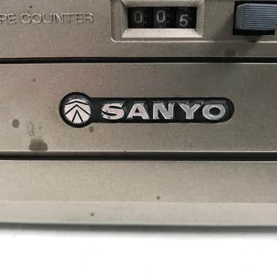 Sanyo M9930K Portable Radio Cassette Player, Boombox, Ghettoblaster, 80's image 2