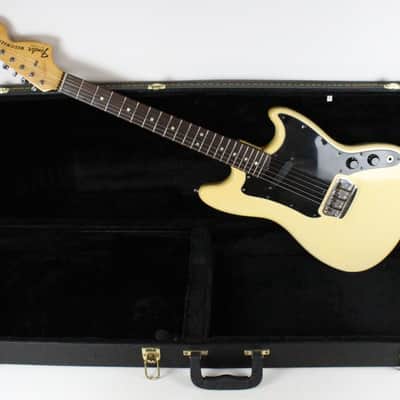 1977 Vintage Fender Musicmaster Guitar Olympic White Blonde All Original ~Beautiful Checking~ USA 1970s CBS