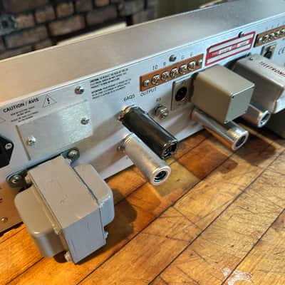Universal Audio LA-2A Leveling Amplifier / Optical Compressor - NICE! image 4