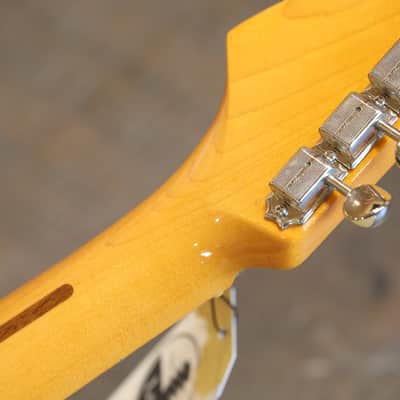 Minty! 2023 Fender American Vintage II '57 Stratocaster Electric Guitar Sunburst + COA OHSC image 19