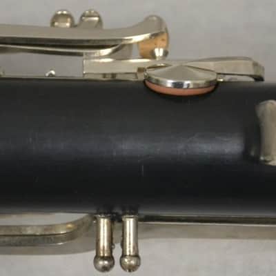Clarinete Bajo Yamaha 220 en perfecto estado image 15