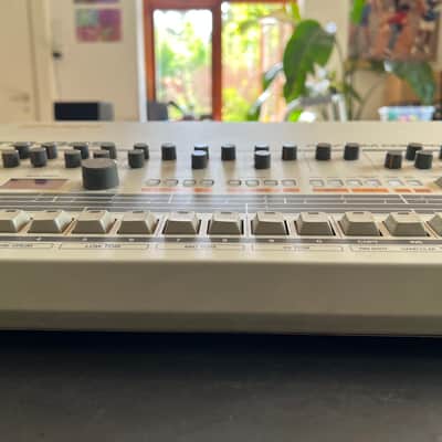 Roland TR-909 image 8