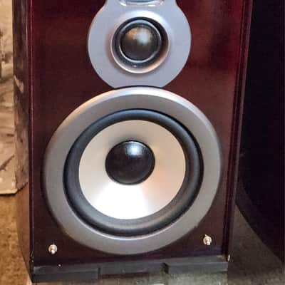 Philips Philips MCD908 speakers are 3-way, bass-reflex bookshelf speakers 90s  - Redwood image 8