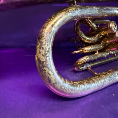 King 625 front bell baritone - Lacquer image 15