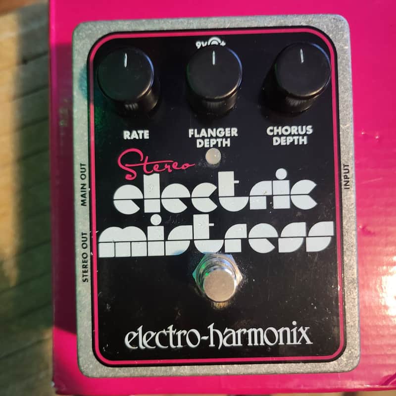 Electro-Harmonix Stereo Electric Mistress Flanger / Chorus 2007 - Present - Black / Pink image 1