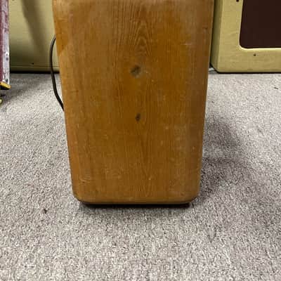 Fender Model 26 Deluxe Woody Vintage RARE Guitar Tube Amplifier Combo - Local Pickup Only image 4