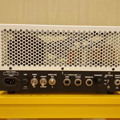EVH 5150 III LBXII Compact 15-Watt Tube Guitar Head - White image 4