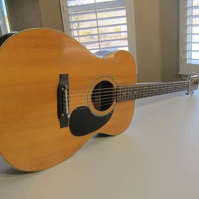 Picador 000-18 Acoustic Guitar Near Perfect Condition with Hard Shell Case Circa-1970s-Natural image 5