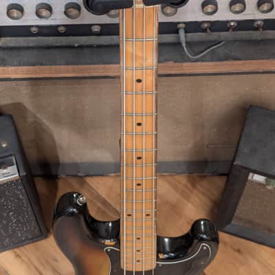 Fender Precision Bass with Maple Fretboard 1977 - Sunburst image 9